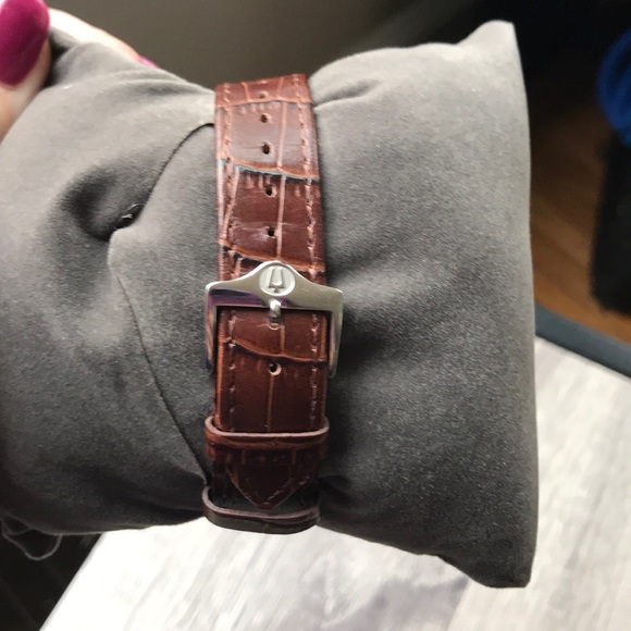 Bulova watch - Picture 3 of 5